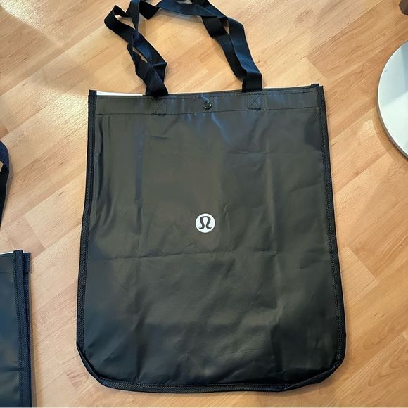 Bundle 2 Lululemon Reusable Shopping Gift Bag Totes Large & Small Black white - Picture 4 of 6